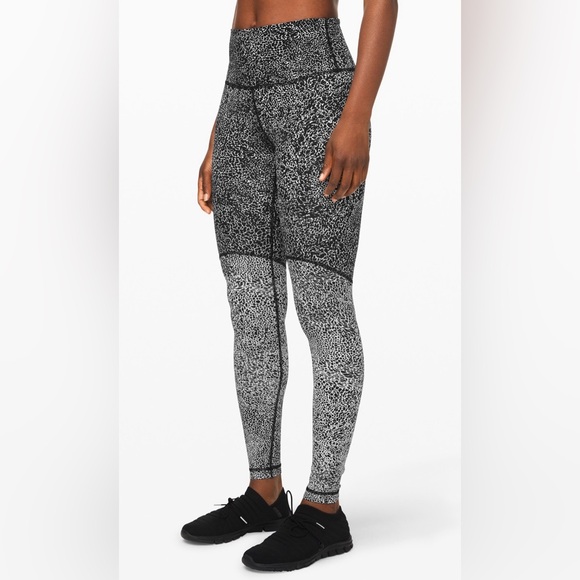 Lululemon Wunder Under - Picture 2 of 5